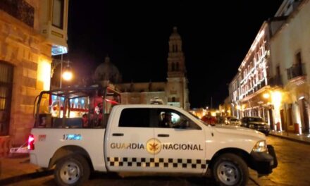 Camioneta con 10 cadáveres es abandonada a las afueras del Palacio de Gobierno de Zacatecas