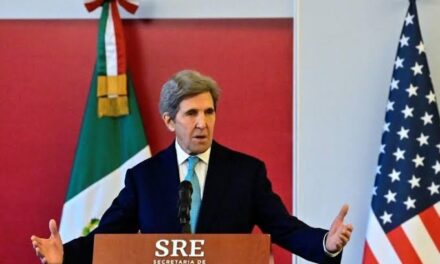 John Kerry aboga en México por un mercado energético abierto y competitivo