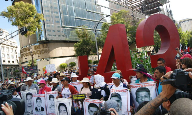 López Obrador defiende investigación de Encinas sobre Ayotzinapa