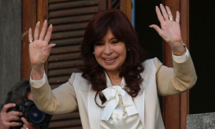 Condenan a Vicepresidenta de Argentina, Cristina Kirchner a 6 años de prisión por corrupción