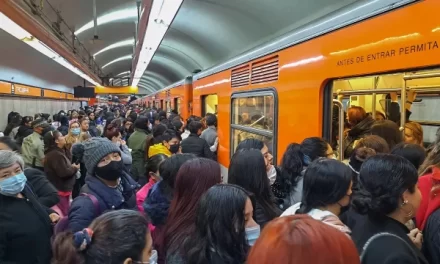 Un cortocircuito en la Línea 7 del metro de Ciudad de México deja más de 20 intoxicados