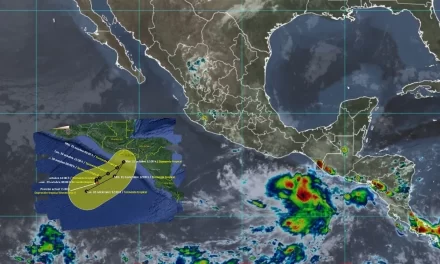 Alerta en Chiapas y Oaxaca por Depresión Tropical 19-E; se esperan lluvias intensas y alto oleaje