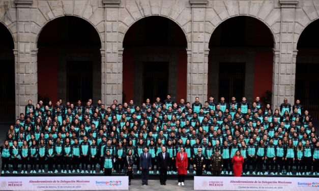 Presidente felicita a deportistas mexicanos por obtener tercer lugar en medallero de Juegos Panamericanos 2023
