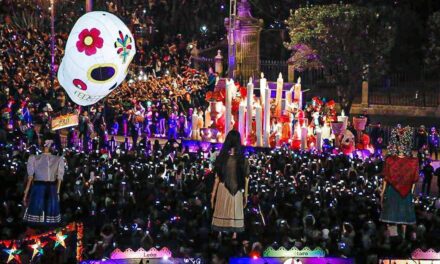 Asisten 1 millón de personas a disfrutar del Desfile de Día de Muertos en CDMX