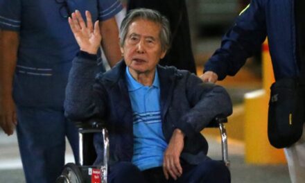 El expresidente peruano Alberto Fujimori sale de prisión