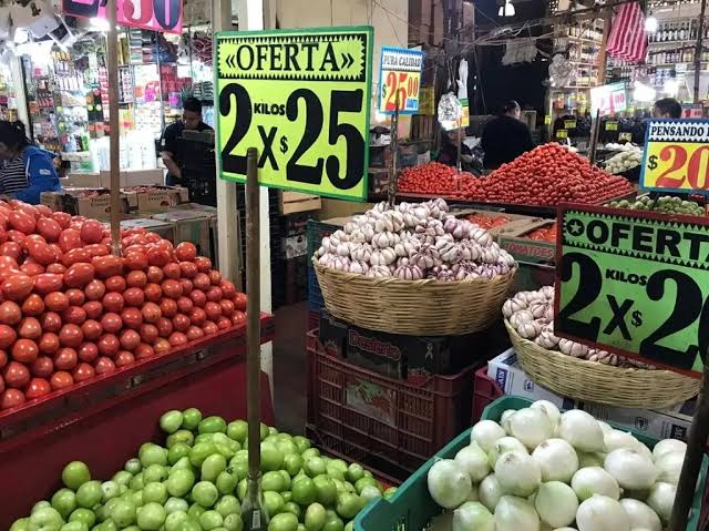 INFLACIÓN RETOMA VUELO Y LA ACTIVIDAD ECONÓMICA CAE