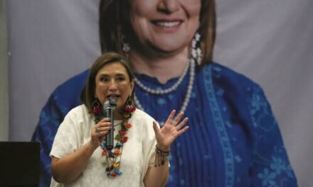 Xóchitl Gálvez critica acuerdos cupulares del PRI-PAN en Coahuila