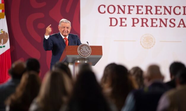 Con Calderón, México parecía “apéndice” de las agencias de EU: AMLO