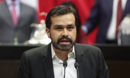 Máynez respeta críticas de Alfaro; “No podría aspirar a ganar la presidencia, sino aspiro a ganar su respaldo”