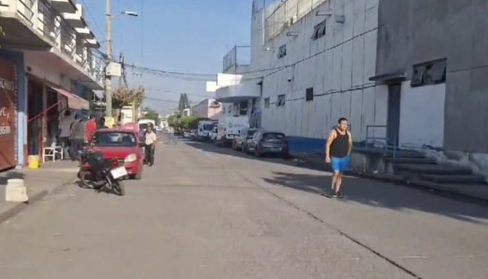 Hombres disparan a instalaciones del penal de Cuautla; una mujer muerta y 3 heridos