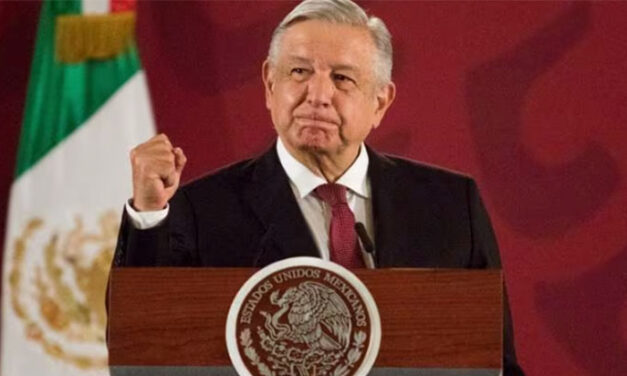 “Es prepotente y está en plena decadencia”; arremete AMLO contra Youtube