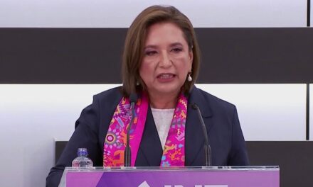 Xóchitl Gálvez se registra ante el INE como candidata a la presidencia de México