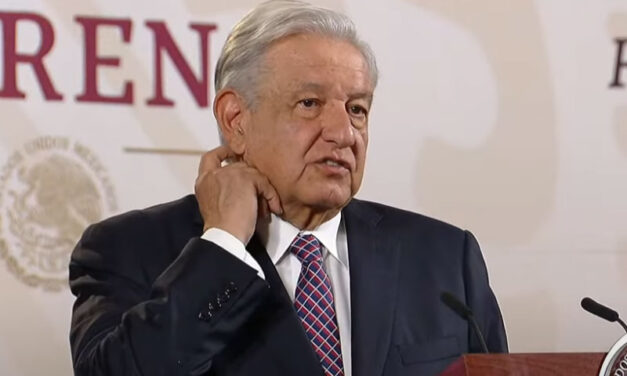 AMLO ve plan de provocación en protestas de padres de Ayotzinapa