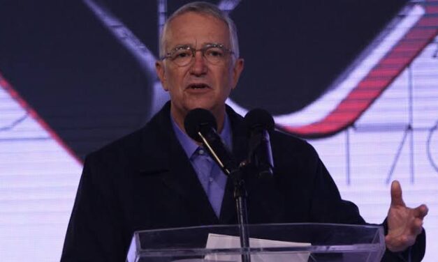 AMLO dice que presentará informe sobre créditos fiscales que adeuda el Salinas Pliego a la hacienda pública