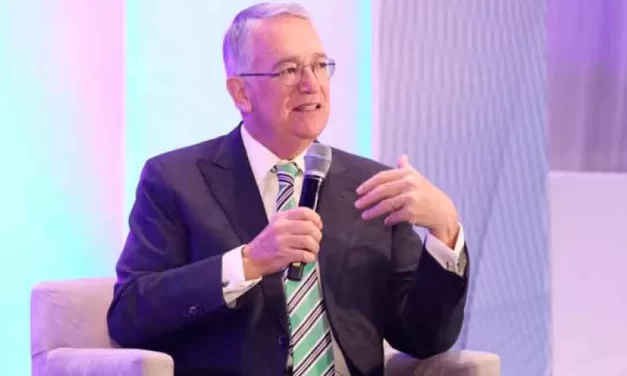 “No me van a doblar”: Salinas Pliego tras difusión del expediente de adeudo fiscal