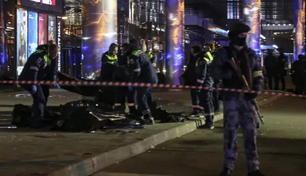 Estado Islámico reivindica el sangriento atentado en sala de conciertos de Moscú
