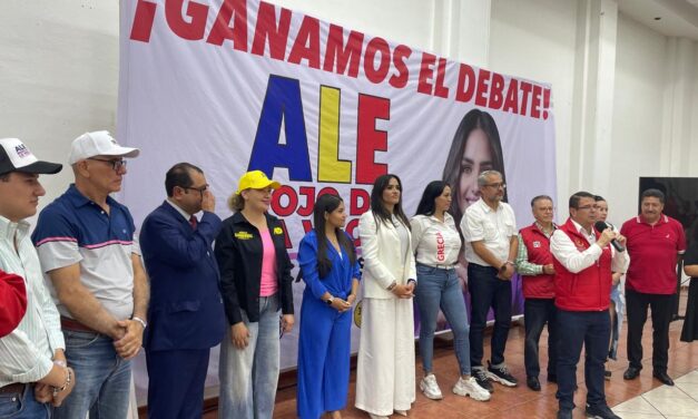 Gana Ale Rojo de la Vega debate del IECM por la Alcaldía Cuauhtémoc