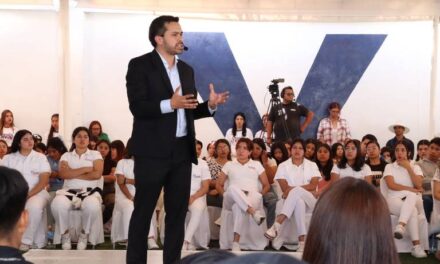 Máynez dice que ‘Ilegal y deshonesto’ sobre la participación de Xóchitl Gálvez en Marcha de la ‘Marea Rosa’