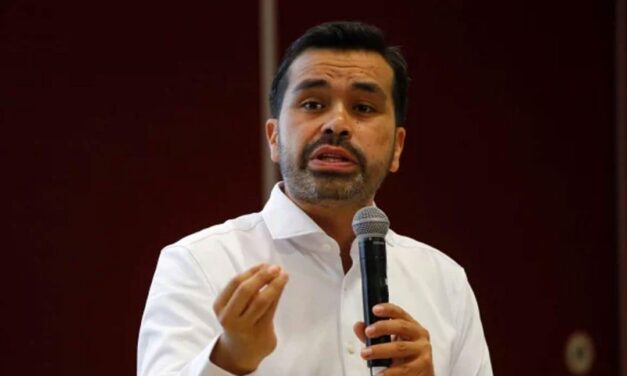 El candidato Álvarez Máynez señala que su equipo evalúa continuar con actos públicos