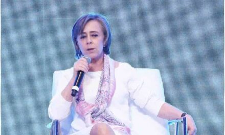 Presidencia de la República difunde expediente con datos personales de María Amparo Casar