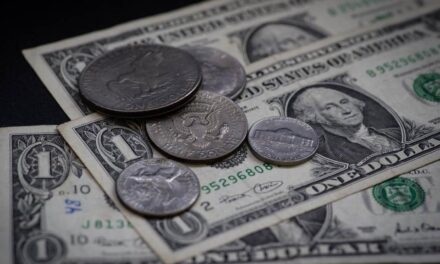 Superpeso registra pérdidas a pesar de la recuperación del viernes