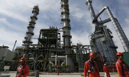 CAE LA REFINACIÓN DE PETROLEO Y LA CEPAL DICE QUE MÉXICO DEBE SER MÁS PRODUCTIVO