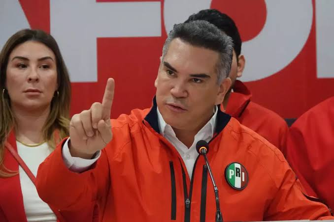 ‘Alito’ Moreno amenaza con expulsar a voces críticas del PRI: iría contra Dulce María Sauri, Coldwell y Labastida