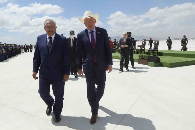 Pausa AMLO relación con embajador de Estados Unidos tras crítica por Reforma Judicial