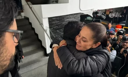Acude Sheinbaum a exequias de Ifigenia Martínez