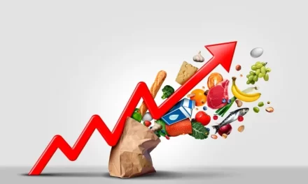 Inflación general sorprende a la baja; la de servicios se mantiene muy elevada