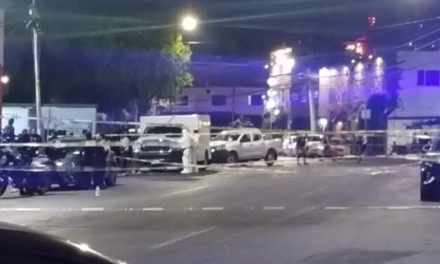 Identifican a dos presuntos criminales entre las víctimas de ataque en bar de Querétaro