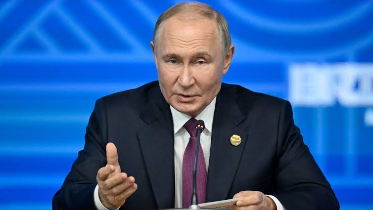 Putin firma doctrina que reduce el umbral para el uso de armas nucleares