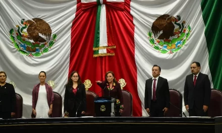 Acude Sheinbaum a toma de protesta de Rocio Nahle como gobernadora de Veracruz