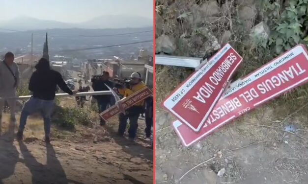 Vecinos de la Colonia 4T en Tultitlán retiran nombres de las calles