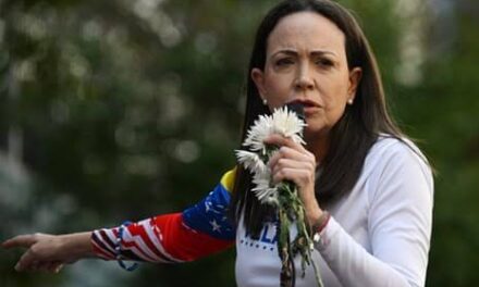 Liberan a María Corina Machado luego de ser interceptada por agentes de Maduro