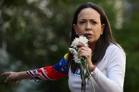 Liberan a María Corina Machado luego de ser interceptada por agentes de Maduro