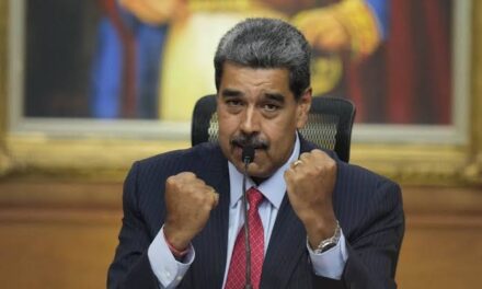 Juramenta Nicolás Maduro como presidente de Venezuela