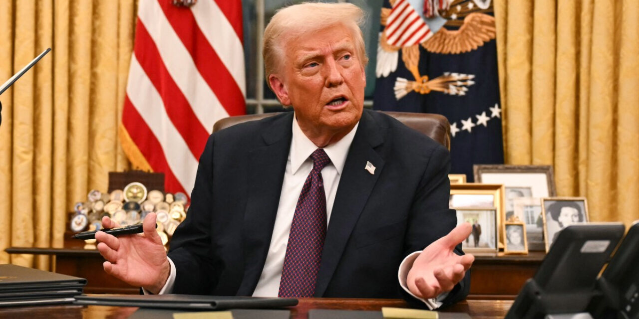 Impondrá Trump aranceles del 25% al acero y aluminio que entre a EE.UU.