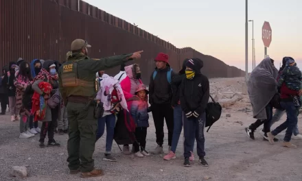 Sheinbaum les dice a migrantes en EE.UU.: “No están solos”, ante riesgo de deportaciones masivas