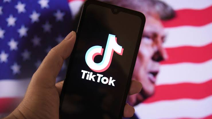 Trump emitirá orden que postergue prohibición de Tik Tok en Estados Unidos
