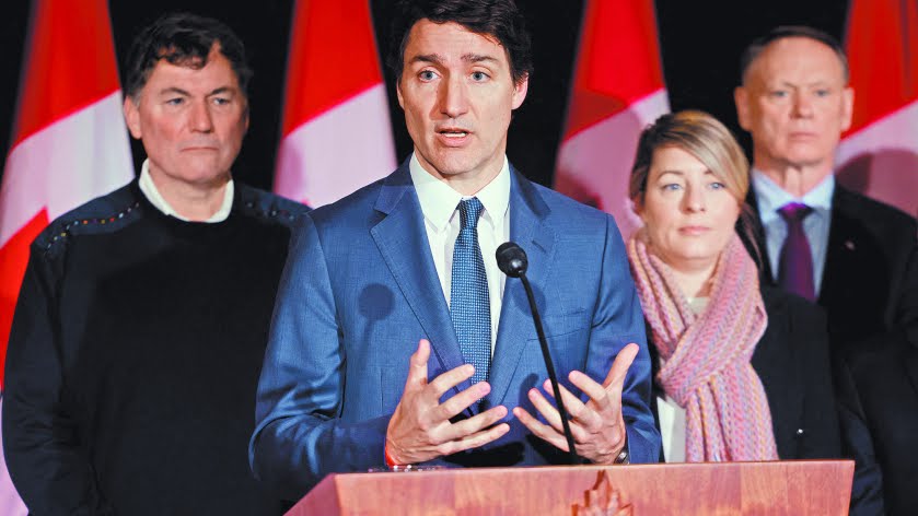 EE.UU. norifica a Canadá aranceles del 25%; entran en vigor el próximo martes