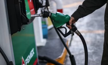 El agua y la sal en el petróleo mexicano ¿es normal?