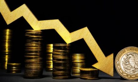 ¿Por qué la economía de México se está desacelerando y el peso no se consolida?