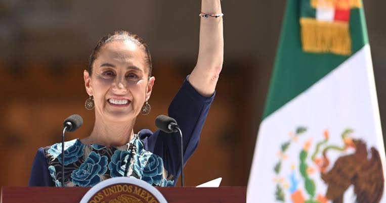 Aún no es tiempo de festejar crítica EU a la presidenta por su evento en el Zócalo