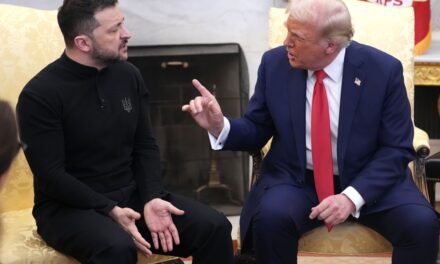 Tras desencuentro con Zelensky, Trump congela cualquier ayuda militar a Ucrania