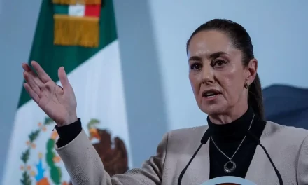 Sheinbaum pide a FGR atraer investigación sobre crematorios de Teuchitlán