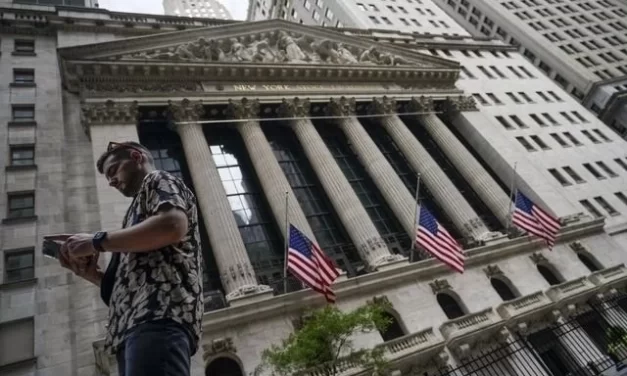 Mercados mexicanos registran ganancias en 1T del 2025; Wall Street se desploma