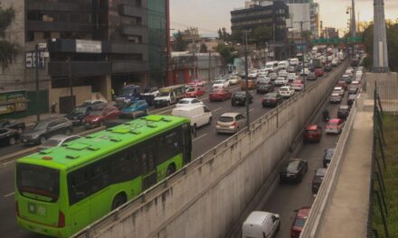 Por contingencia ambiental, aplican el Hoy No Circula