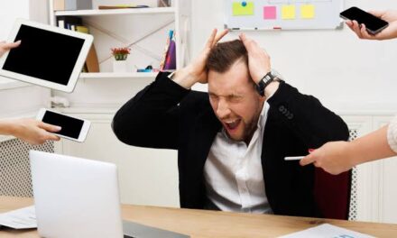 Un 63% de los trabajadores no se desconecta ni en vacaciones