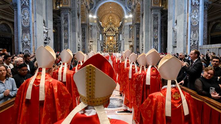 Arranca Cónclave para elegir al sucesor del Papa Francisco